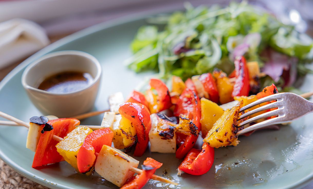 Mango-Halloumi-Spieße