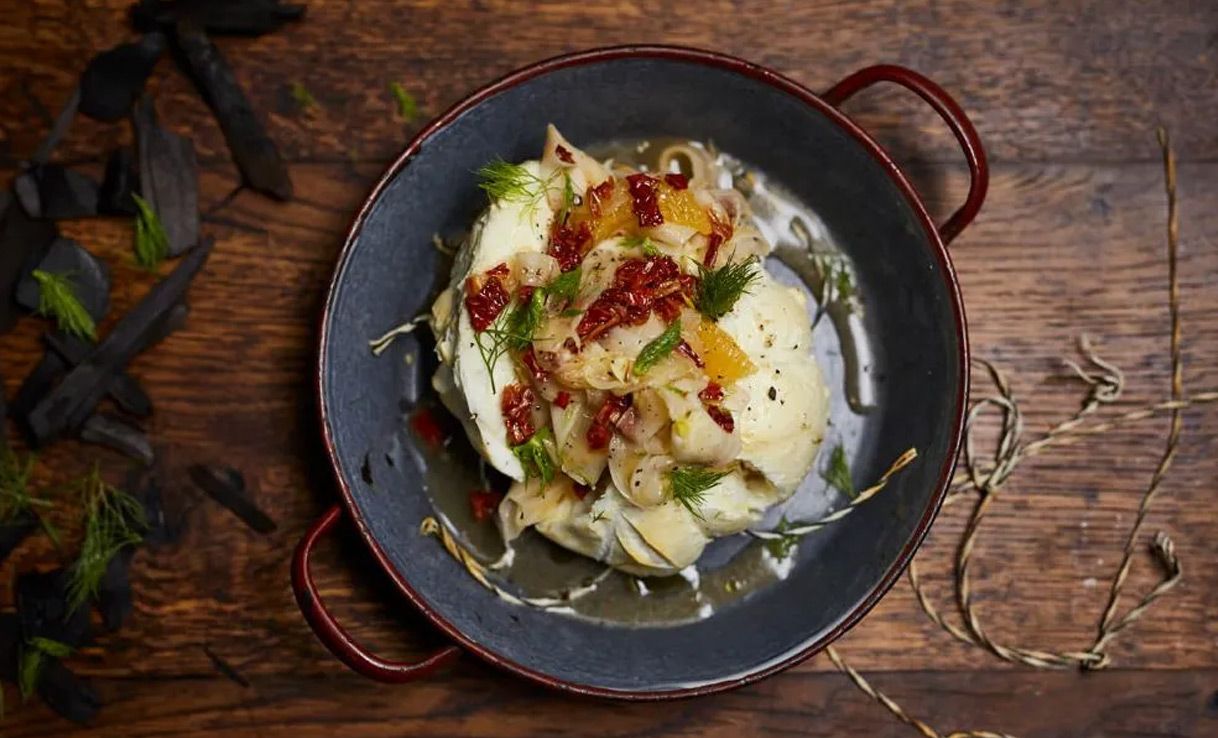 role="Büffelmozzarella mit Dörrtomaten, Orange und Fenchel"