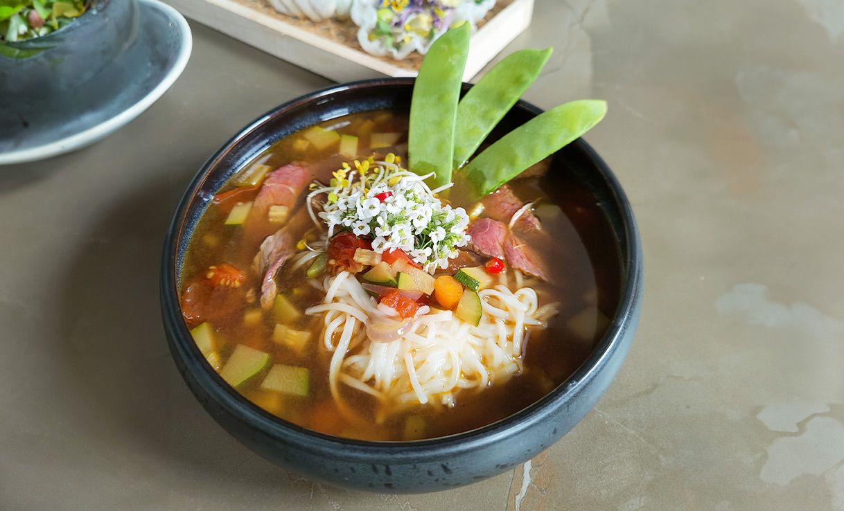 Schüssel mit Pho