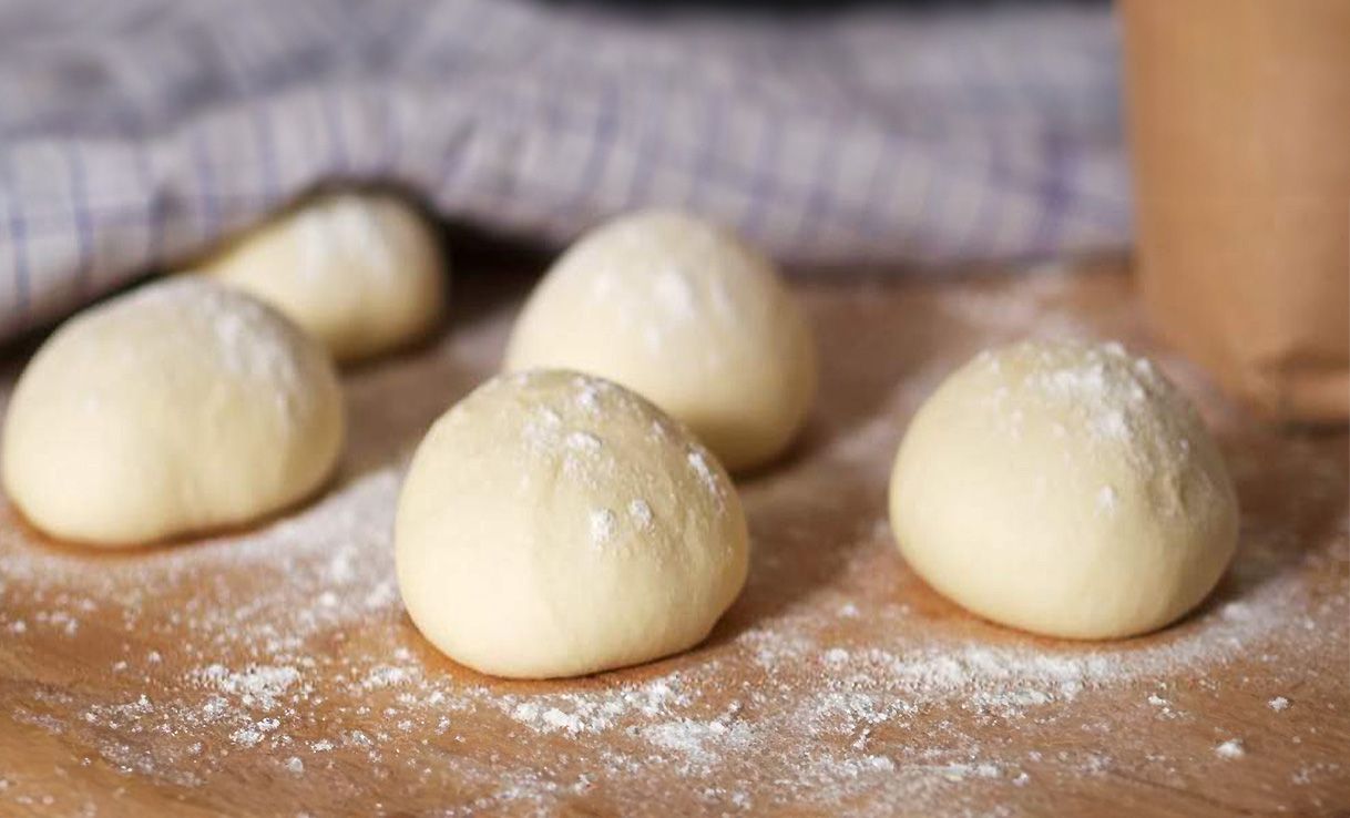 Klassischer Pizzateig