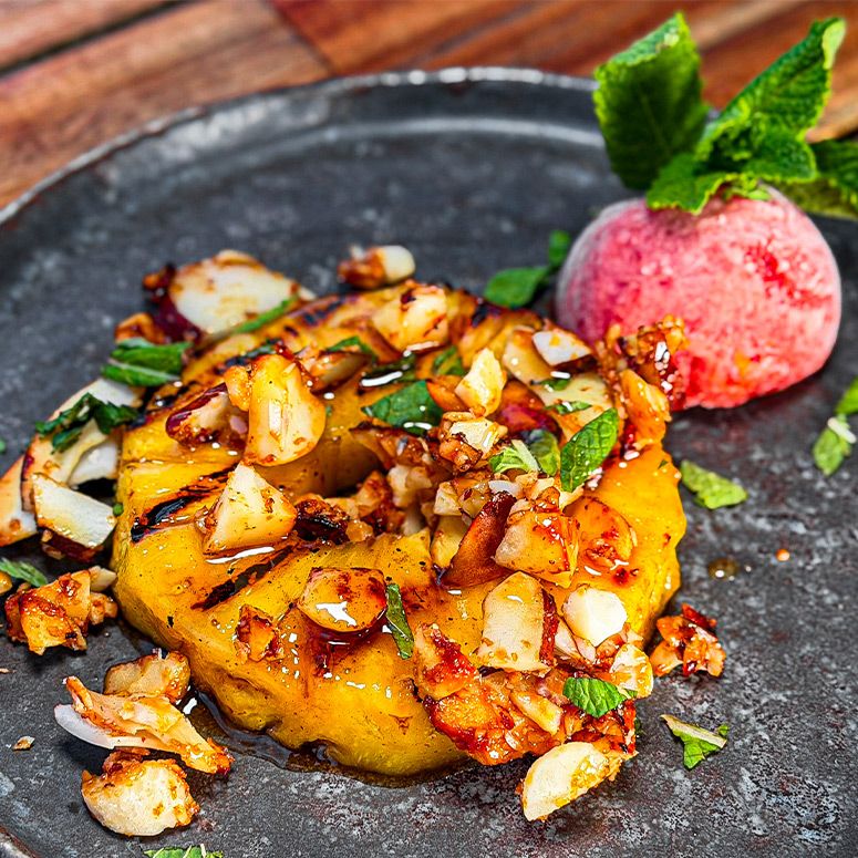 Flambierte Ananas