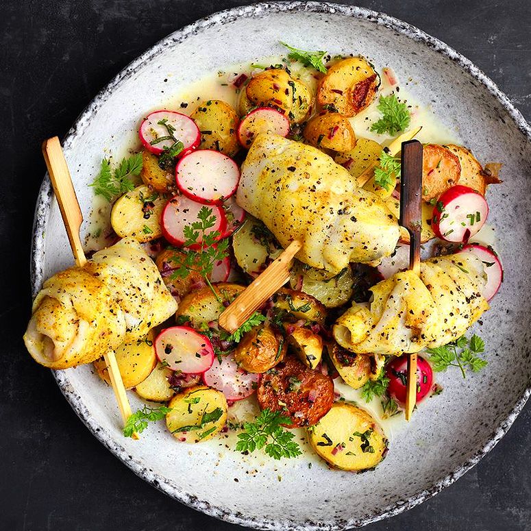 Schollenfilet-Rollen mit Salat